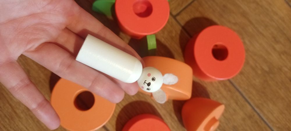Elefun drewniana zabawka marchewka z królikiem układanka