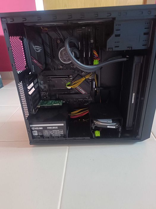 PC gaming muito bom