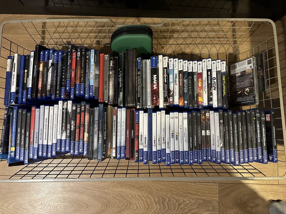 Sprzedam zamienie gry Ps4 slim Pro Ps5 lego minecraft a way out Fc24