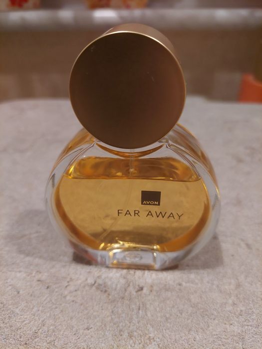 Woda perfumowana Far Away AVON