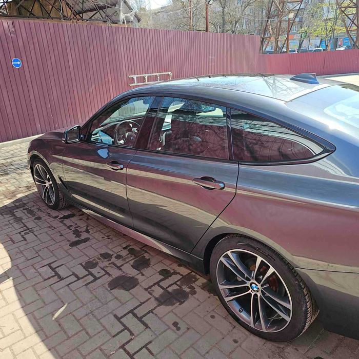 BMW GT 328 Xdrive 2015