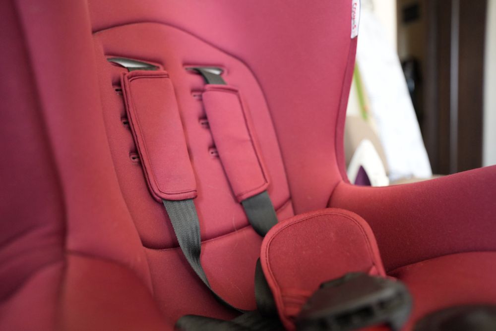 Автокрісло Chicco Cosmos