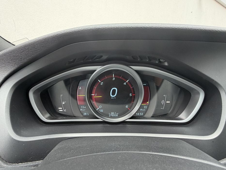 Volvo V40 — fotografia 8