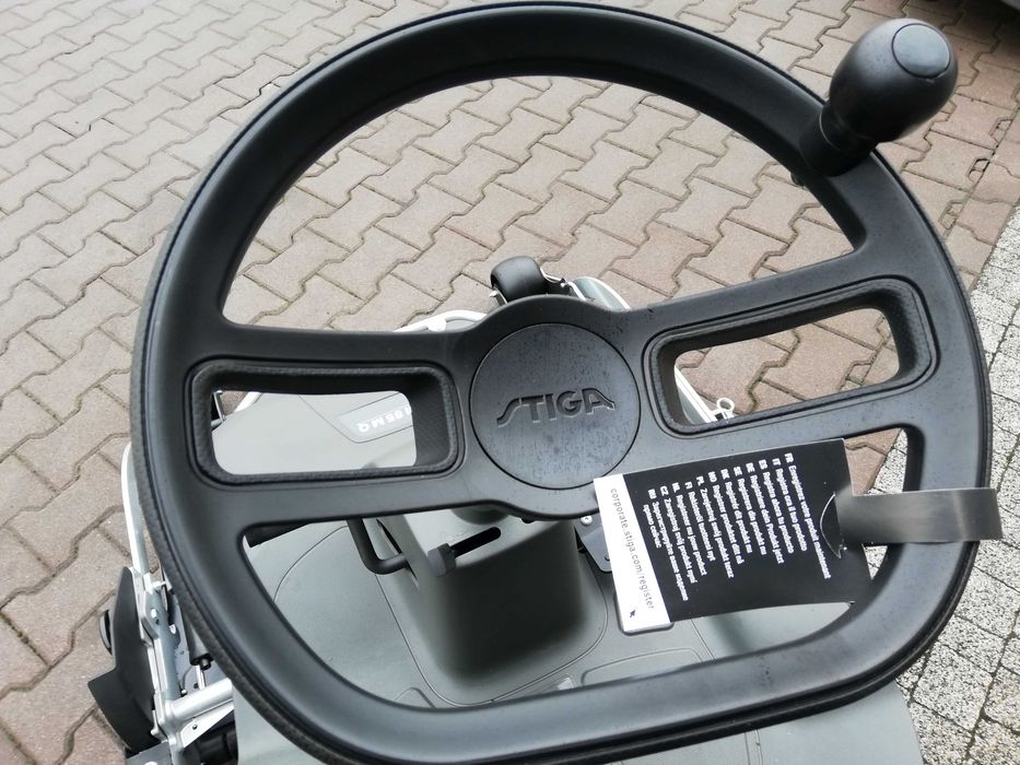 Nowy Traktorek kosiarka STIGA Park Combi 85QF, mulczer , Husqvarna