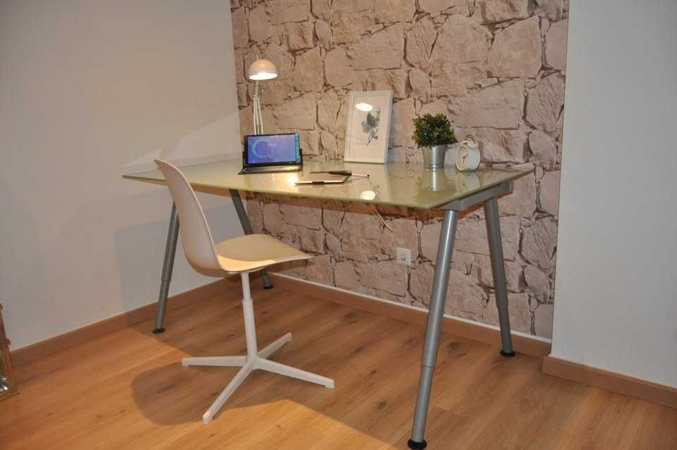 Secretária de Vidro Moderna (ótimo estado)