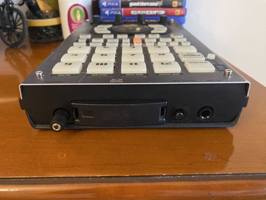Sampler Roland SP-404SX