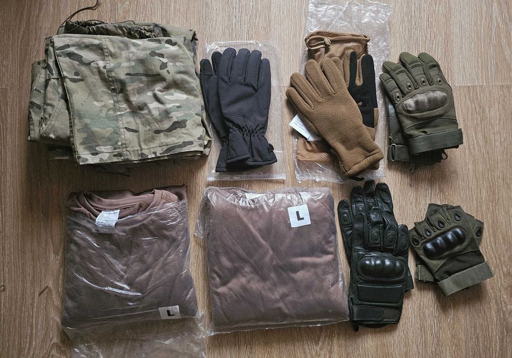 продам термобілизну термуха костюм тор лова талани берці шолом рукавиц