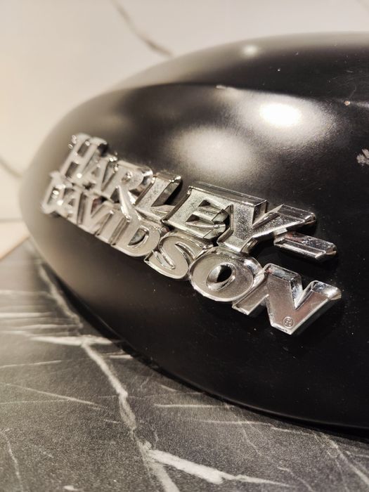 Sprzedam obudowę airbix do Harley Davidson VRSCR night rod 2008