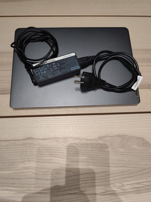 Lenovo IdeaPad 5 Pro 14 – Ryzen 7 / 16GB / 1TB SSD – Excelente Estado