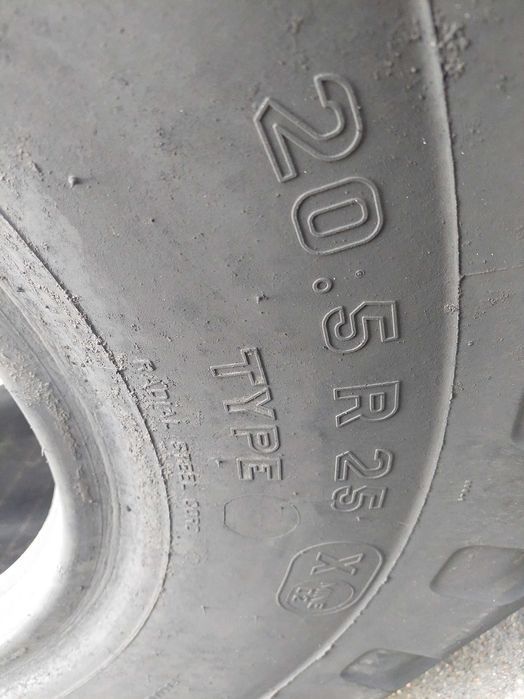 20,5R25 Michelin X J573