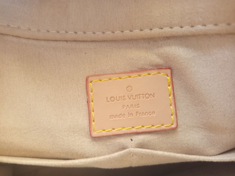 Сумка LOUIS VUITTON paris в ідельному стані орігінальна з бірками дефектув немає ціну придлагайте