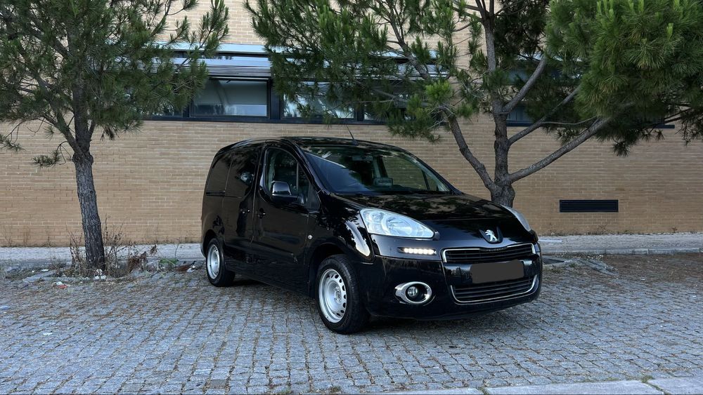Peugeot Partner 1.6 hdi 3 lugares  ( VENDIDA )