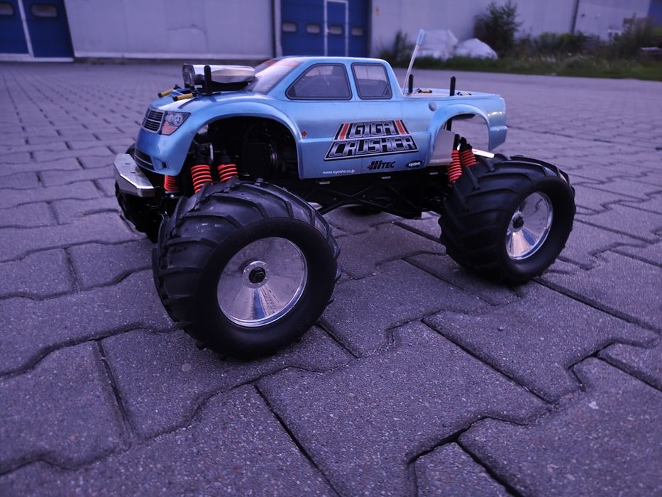 Kyosho Giga Crusher DF 1:8 nitro RC - ikona Monster Truck