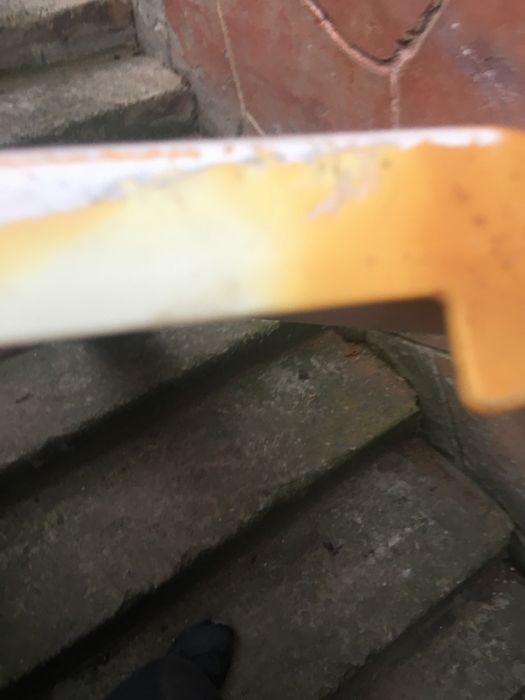 Продається підвіконник(водовідведення)