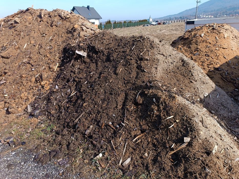 Trociny, zrębki, ściółka pod rośliny