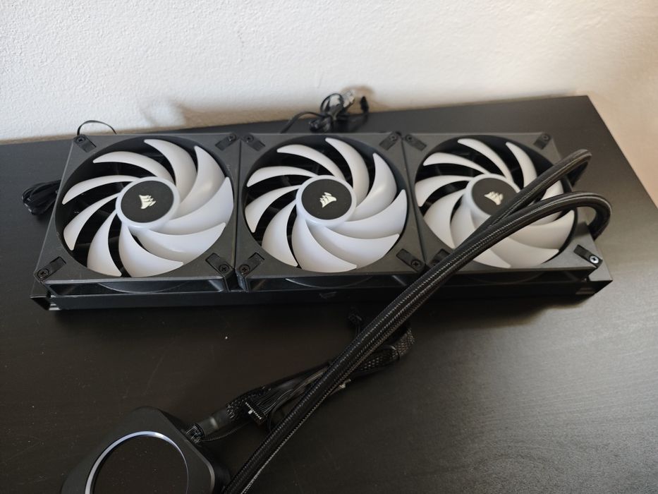 Corsair iCUE H170i ELITE CAPELLIX LCD