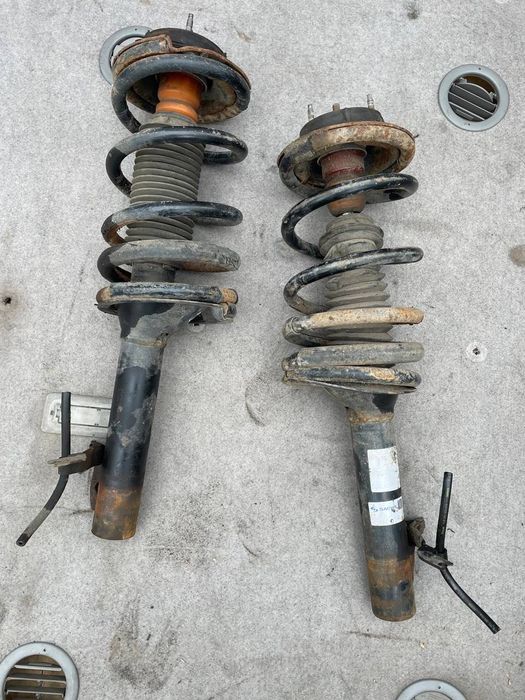 Стойка передня в сборі Ford Transit 2.4 2000-2006