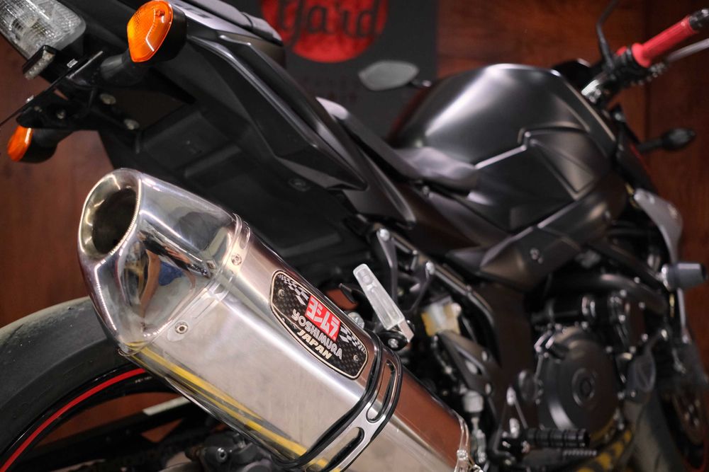 Suzuki GSR750 із Японії