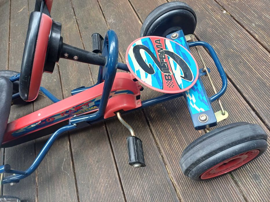 Gokart dziecięcy na pedały