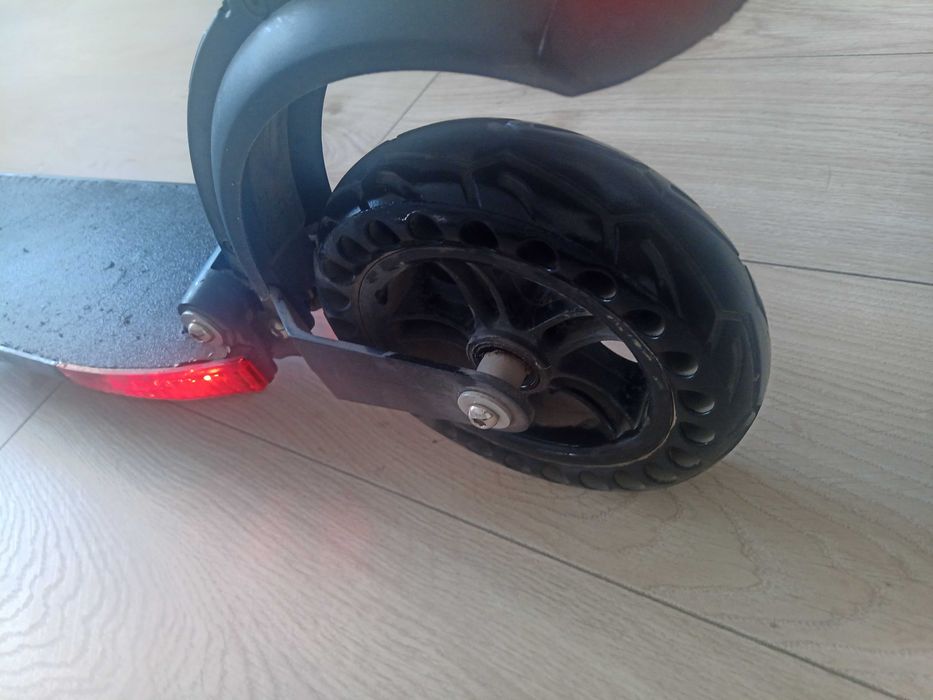 Продам электросамокат