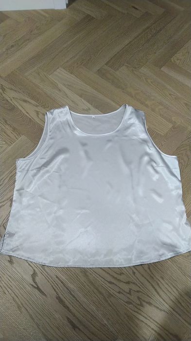 połyskujacy top trapezowa koszulka