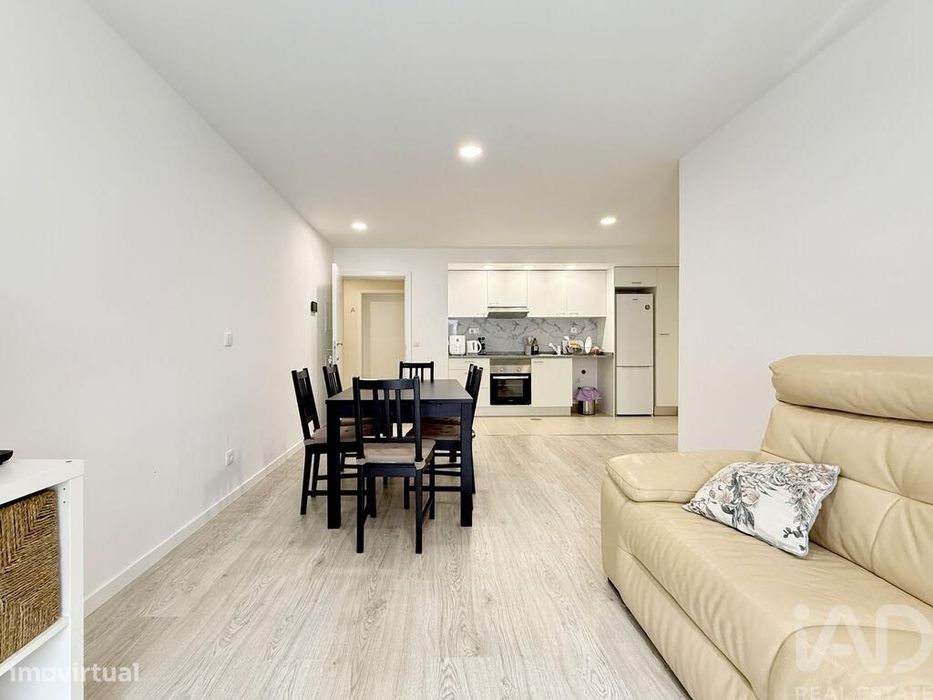 Apartamento T2 em Aradas
