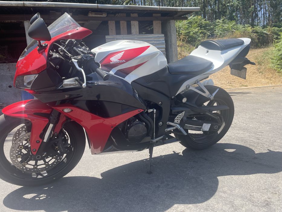 Honda cbr 600 rr
