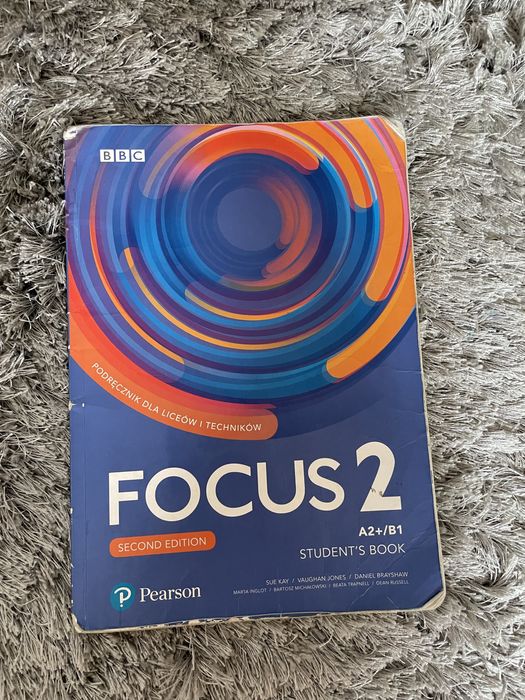 Focus 2 podręcznik i karty pracy
