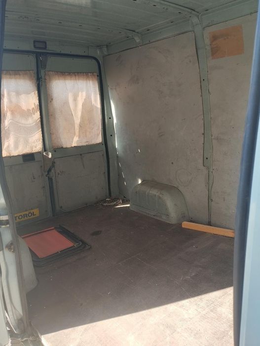 PEUGEOT BOXER 98 рік випуску
