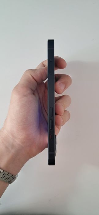 iPhone 13 APPLE (6.1'' - 128 GB - Midnight blue) com garantia