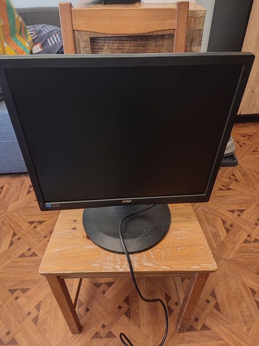 Ekran aoc model e960prda