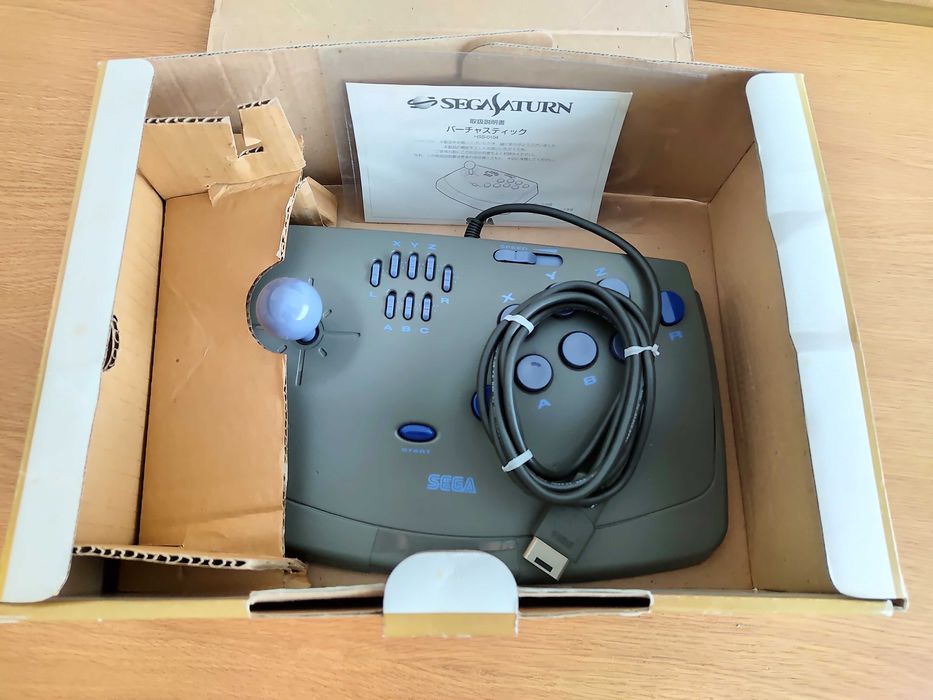 Arcade Stick para Sega Saturn (model: HSS-0104 )