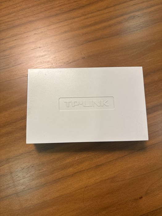 Switch TP-link TP-SF1005D