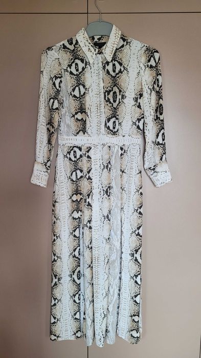 Sukienka długości maxi, motyw skóry węża, roz. 38.