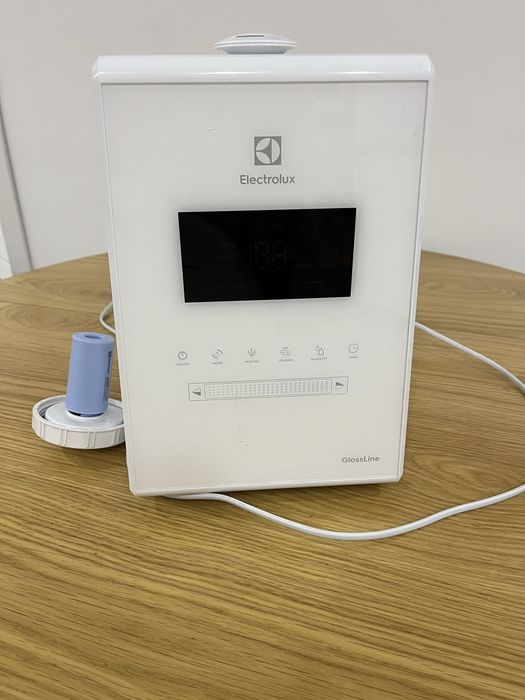 Зволожувач повітря ELECTROLUX EHU-3615D