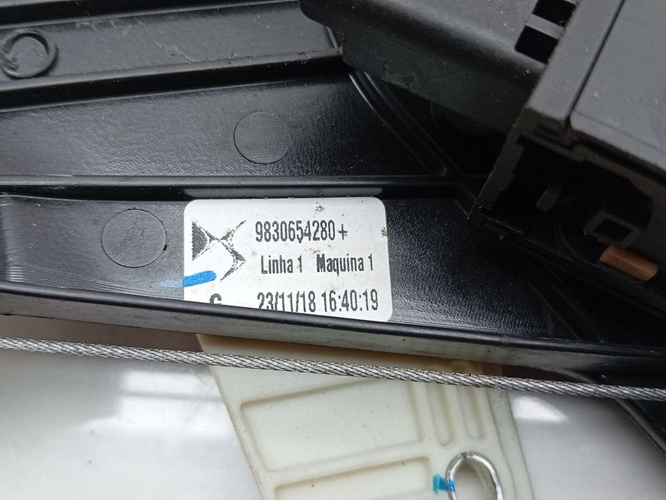 Elevador vidros trás esquerdo DS DS7 Crossback (J_)