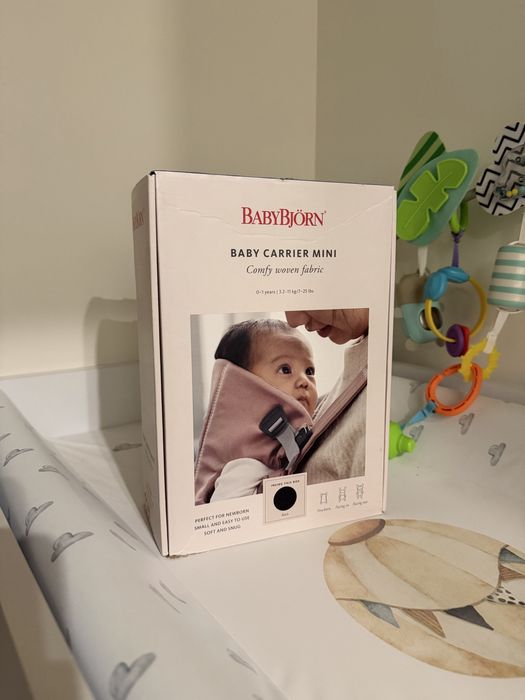 Рюкзак - кенгуру BabyBjorn черного цвета