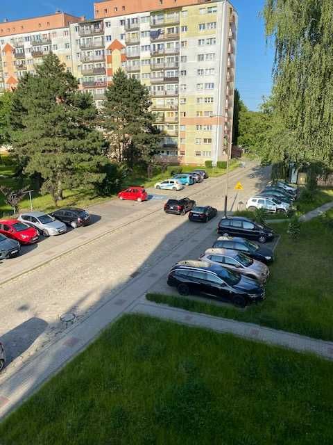 Mieszkanie 2 pokoje na sprzedaż Żubardź (balkon, komórka)