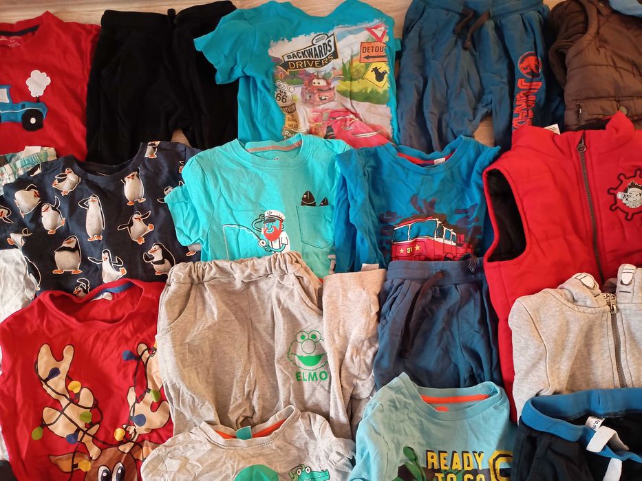 Paka 98/104 ponad 40 szt plus buty