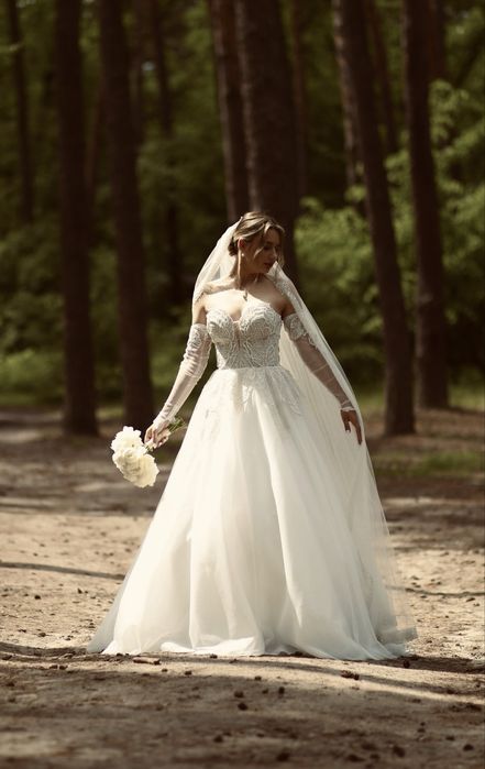 Весільна сукня зі зйомними рукавами/ корсетна весільна сукня