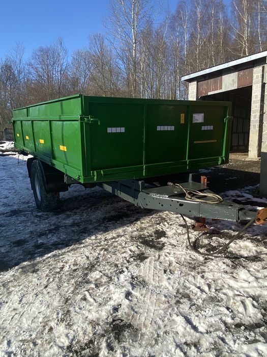 Przyczepa jednoosiowa na 3-strony wywrot