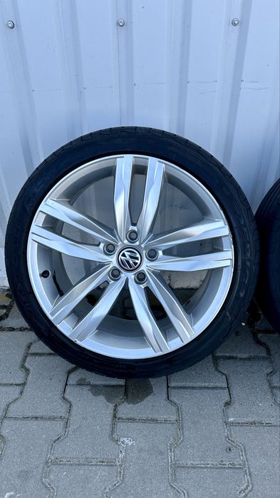 Диски VW R18 з резиною Debika 225/40 r18