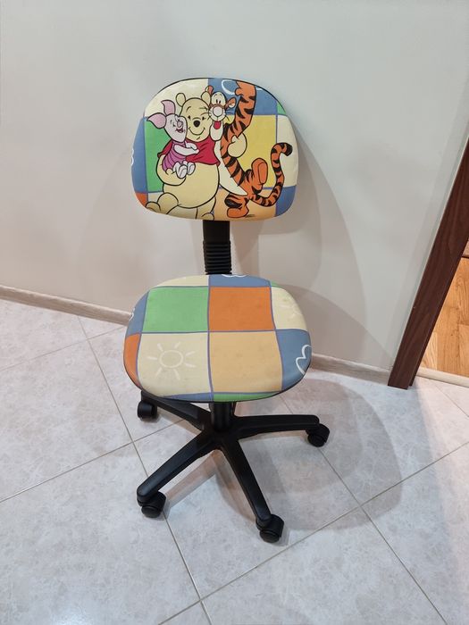 Krzesło biurkowe dla dziecka
