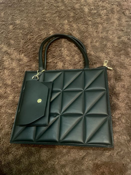 Нова Чорна Сумка