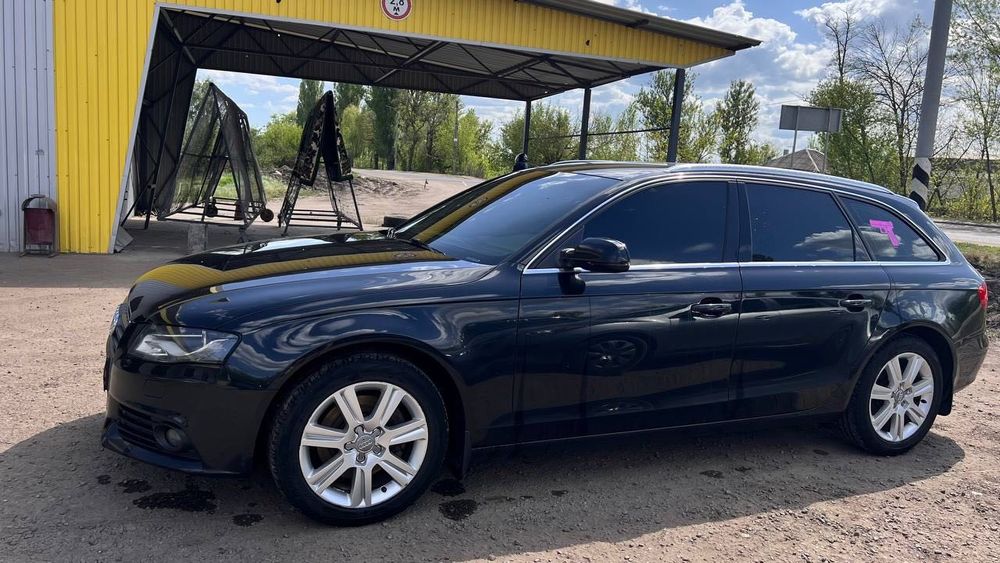 Продам Ауди а4 R8