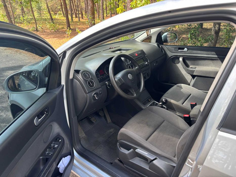 Golf 5 Plus газ/бенз продам авто