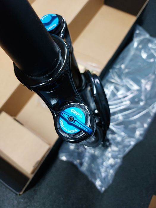 2025 Nowy amortyzator Fox Factory 34 120mm Step-Cast 29 BOOST Grip SL