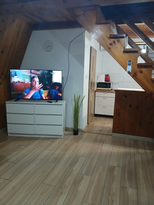 Domek nad jeziorem