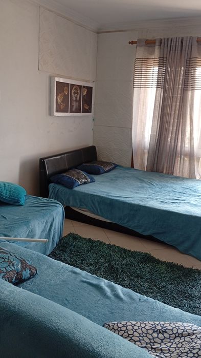 Alugo quarto em Gaia