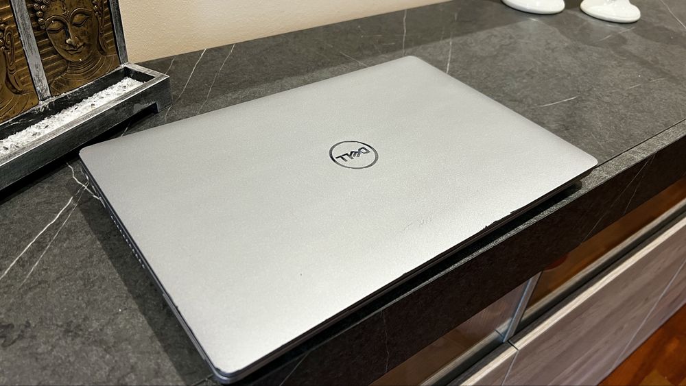 Dell Workstation Precision 3551 I7-10800H/16Gb RAM/SSD/nVidia Quadro 4Gb